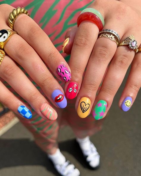 Nail Inspiration 2022071105 - 75 Best Nail Inspiration For Your Next Mani Summer Nails Ideas, Summer Nails 2023, Bright Nail Art, 2023 Nails, Nails Art Designs, Funky Nail Art, Retro Nails, Hippie Nails, Happy Nails