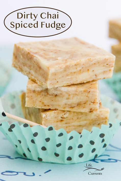 Cuddle up with a cup of masala chai and some delicious Chai Spiced Fudge! Our creamy and rich fudge is made with high-quality ingredients and infused with warm, traditional spices. Usa Dessert, Vanilla Fudge, Fudge Cookies, Thanksgiving Treats, Masala Chai, Chai Spice, Candy Making, Fudge Recipes, Dessert Drinks