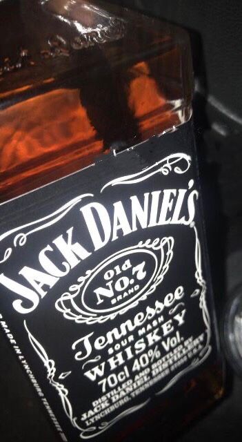 Alcohol Astethic Pictures, Acholol Fake Snap, Fake Alcohol Snaps, Jack Daniels Fake Story, Vodka Bottle Aesthetic, Alchole Bottle Aesthetic, Pictures Of Alcohol, Vodka Snap, Jack Daniel Aesthetic