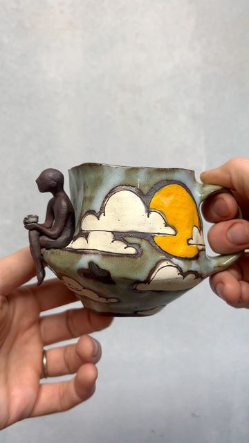 Unique Mugs Creative, Cool Tea Pots, How To Make Clay Mugs, Ceramic Pottery Mugs Handmade, Functional Sculpture Clay, Mixed Media Pottery, Sculptural Mug, Cermic Mug, Cool Mugs Designs Creative