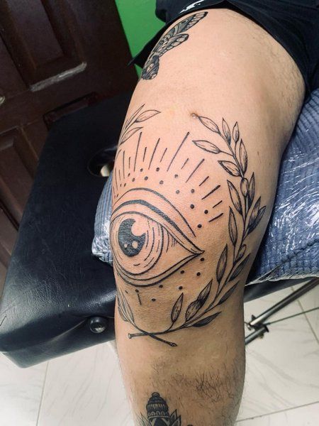 Eye Knee Tattoo Men, Knee Tattoo Eye, Eyes On Knees Tattoo, Knee Tattoo Designs For Men, Knee Eye Tattoo, Eye On Knee Tattoo, Eye Tattoo On Knee, Eye Knee Tattoo, Men’s Knee Tattoo