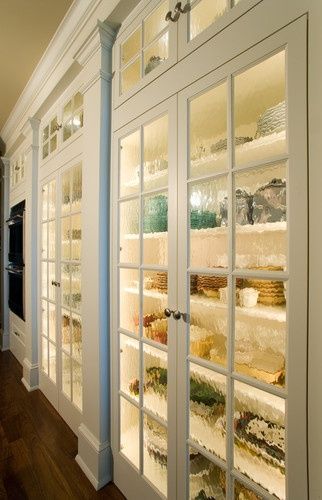 Kitchen Glass Cabinets #InteriorDesign #HomeDecor #Kitchen Kitchen Glass Cabinets, Houses Architecture, Kitchen Glass, Glass French Doors, Butler Pantry, Cabinet Ideas, 아파트 인테리어, Kitchen Farmhouse, Butler's Pantry