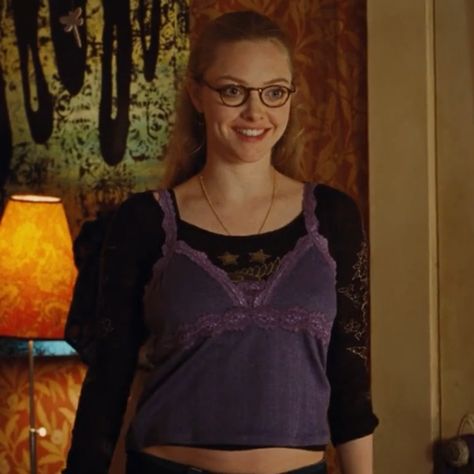 Needy Lesnicki Costume, Needy Lesnicki Outfits, Needy Jennifers Body Outfit, Jennifer’s Body Needy, Needy And Jennifer Costume, Jennifer And Needy Costume, Needy Costume, Jennifers Body Needy, 2000s Halloween Costume