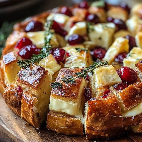 Cranberry Brie Sourdough Pull-Apart Bread Recipe Thanksgiving Recipes Savory, Thanksgiving Recipes With Cranberries, Bread Ideas For Thanksgiving, Thanksgiving New Recipes, Savory Christmas Party Snacks, Sourdough Cranberry Brie, Thanksgiving Side Appetizers, Cranberry Brie Monkey Bread, Holiday Rolls Thanksgiving