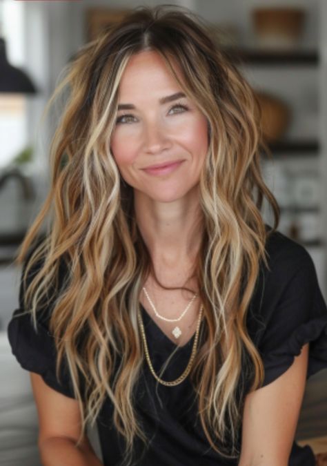 Balayage Hair Over 50, Brown Roots Blonde Hair Balayage, Brown Roots Blonde Hair, Blonde Hair Balayage, Roots Blonde Hair, Root Melt, Blonde Hair With Roots, Hair Contouring, Hair Over 50