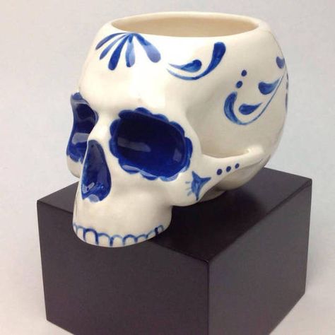 sosuperawesome Emo Pottery, Skull Mug, Unicorn Mug, Pottery Projects, Pagan Crafts, Mexican Crafts, Future Dreams, Clay Work, Ceramics Ideas