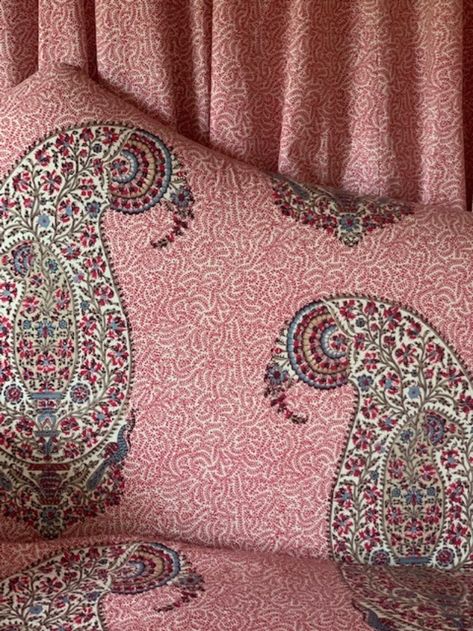 Soane Britain: This captivating print is a boldly scaled paisley design that cleverly reveals a double parrot motif. Lulu Lytle encountered the ‘parrot within a parrot’ design on a mid-nineteenth century Indian textile, its intricate flower details imitating those on woven paisley shawls from an earlier period. The colouring has remained as true as possible to the original, resulting in a lavish nine colour print on poplin. Lulu Lytle, Parrot Design, Soane Britain, Eclectic Chic, Furniture Rattan, Block Printed Textiles, Paisley Shawl, Textile Pattern Design, Textile Pattern