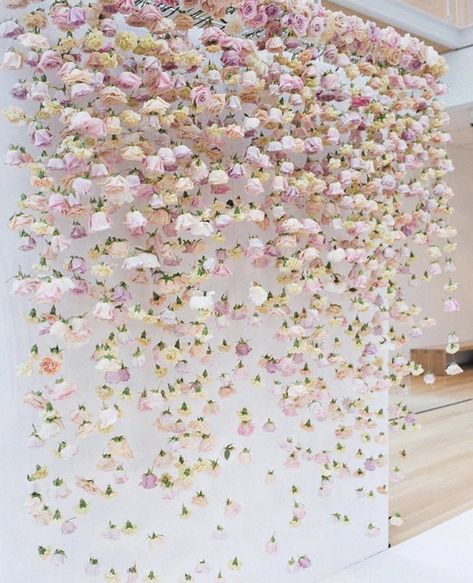 Flower Girl Petals, Flowers Hanging, Diy Event, Wedding Petals, Floating Flowers, Ceremony Backdrop, Wedding Planners, Trendy Wedding, Wedding Backdrop