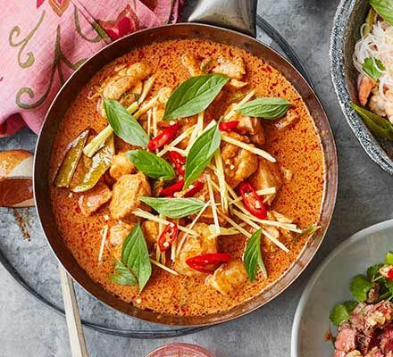 Thai red curry Thai Red Curry Recipe, Thai Green Chicken Curry, Red Curry Recipe, Thai Chicken Curry, Red Curry Chicken, Red Curry Paste, Thai Chicken, Thai Curry, Curry Chicken Recipes