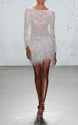 Mini Feather Dress, Feather Dress Short, White Feather Dress, Short Lace Wedding Dress, Mira Zwillinger, Best Prom Dresses, Wedding Reception Dress, Engagement Dresses, Glamorous Style