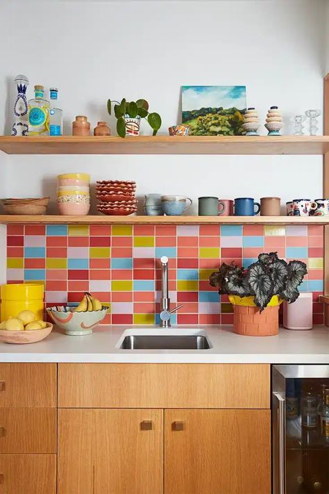 Colorful Kitchen Backsplash, Chic Decor Diy, Shabby Chic Decor Diy, Boho Style Bedroom, Dream Kitchens Design, Decor Ikea, White Countertops, Chic Bedroom, Decoration Inspiration