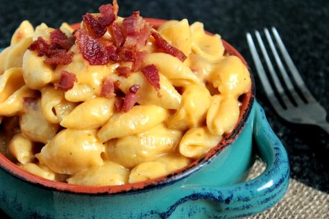 Cheesy Bacon Pasta, Pasta Shells Recipe, Crescent Chicken, Rice Ideas, Shells And Cheese, Shell Pasta Recipes, Burger Side Dishes, Bacon Dishes, Boxed Mac And Cheese