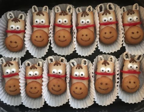 Wild West Snacks, Rodeo Desserts, Cowboy Treats, Newsies Party, Yogurt Raisins, Kentucky Derby Food, Vbs Snacks, Kentucky Derby Themed Party, Cowboy Themed Birthday Party