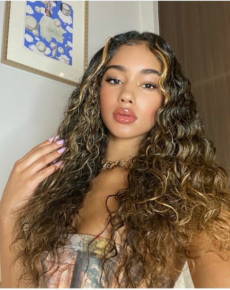 Lala Baptiste, Mixed Girl, Girls World, African American Women, Puerto Rican, Cute Makeup, Pretty Face, Woman Face, Fashion Makeup