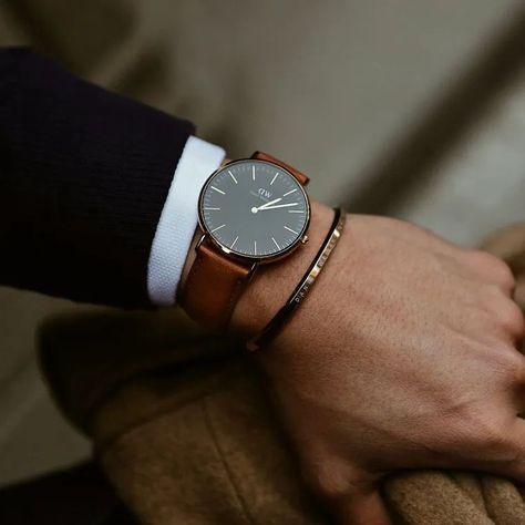 Dw Watch, Daniel Wellington Men, Daniel Wellington Watch Men, Stylish Watches Men, Sneaker Outfits, Classy Watch, Daniel Wellington Watch, Men Fashion Casual Shirts, Streetwear Mode