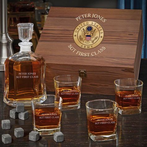 Show your appreciation for the brave soldier in your life with these amazing personalized army gifts! Includes a decanter, four glasses, nine whiskey stones, and a wooden gift box that has a 4” metal Army crest on the lid. The entire set is personalized with two lines of text. Any soldier you know who is currently serving in the United States Army or has been retired for some time would enjoy this impressive decanter set whether they use it for evening drinks with their brothers-in-arms or just Air Force Graduation Gift, Navy Retirement Gifts, Basic Training Graduation, Whiskey Glass Groomsmen Gift, Custom Whiskey Glasses, Marine Corps Gift, Harry Potter Whiskey Decanter Set, Whisky Glass Set, Air Force Gifts