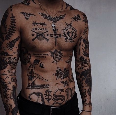 cruel prince - a jade Tattoo Homme, Traditional Black Tattoo, Lightning Tattoo, Small Chest Tattoos, Spartan Tattoo, Torso Tattoos, Realistic Tattoo Sleeve, Tattoos Mandala, Fire Tattoo