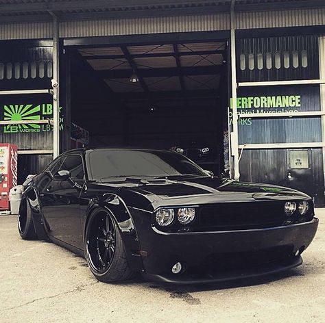 Challenger - Wide and Low. E90 Bmw, Tmax Yamaha, General Lee, Dodge Muscle Cars, Car Wheels Rims, Best Muscle Cars, Liberty Walk, Good Year, Car Repair