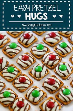 Christmas Pretzel Hugs, Quick Christmas Dessert, Pretzel Hugs, Christmas Pretzel, Christmas Snacks Easy, Christmas Recipes For Kids, Christmas Pretzels, Dessert To Make, Chewy Chocolate Cookies