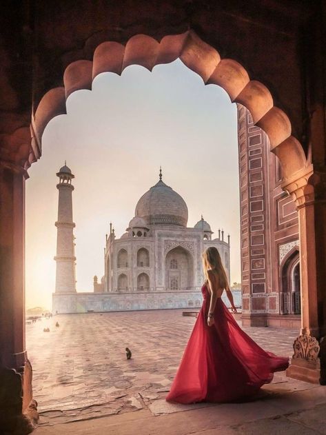 Beautiful destinations | Travel Ideas | Thanksgiving | Halloween | Travel photography Jaipur Travel, Diy Fashion Photography, Seven Wonders Of The World, Delhi Travel, Trip Photography, Nature Trip, Travel Pose, Adventure Life, Taj Mahal India