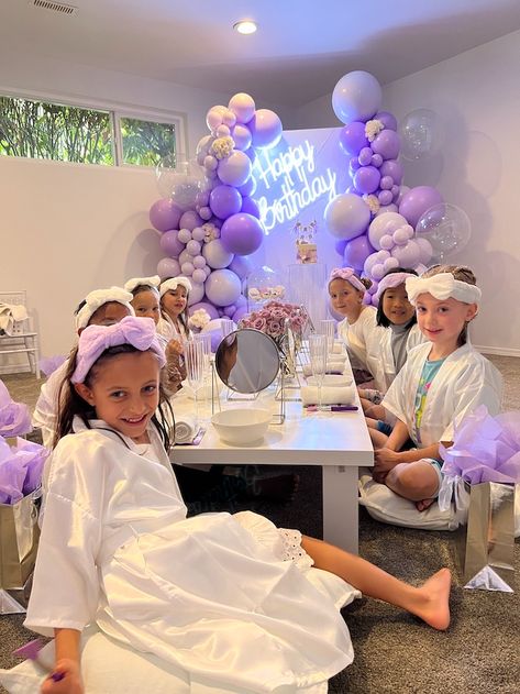 Baby Spa Birthday Party, Spa Party Decor Ideas, 6th Birthday Spa Party Ideas, Spa Pamper Party Ideas, 5th Birthday Spa Party, 10th Birthday Spa Party Ideas, Spa For Kids Ideas, Birthday Party Spa Ideas, Birthday Party Ideas 9 Girl