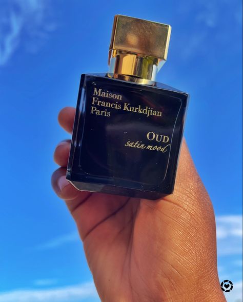 Maison Francis Kurkdjian Oud Satin Mood, Maison Kurkdjian, Oud Satin Mood, Best Fragrance For Men, Fragrance Lotion, Perfume Bottle Design, Natural Perfume, Perfume Scents, Best Fragrances