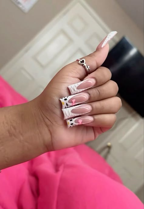 Long Nails Black Women, Nails For Jamaica, Acrylic Shorties, Girl Nails Ideas, Long Nails Black, Back To School Nails Acrylic, Nail Inspo Long, College Nails, Nail Inspo Pics