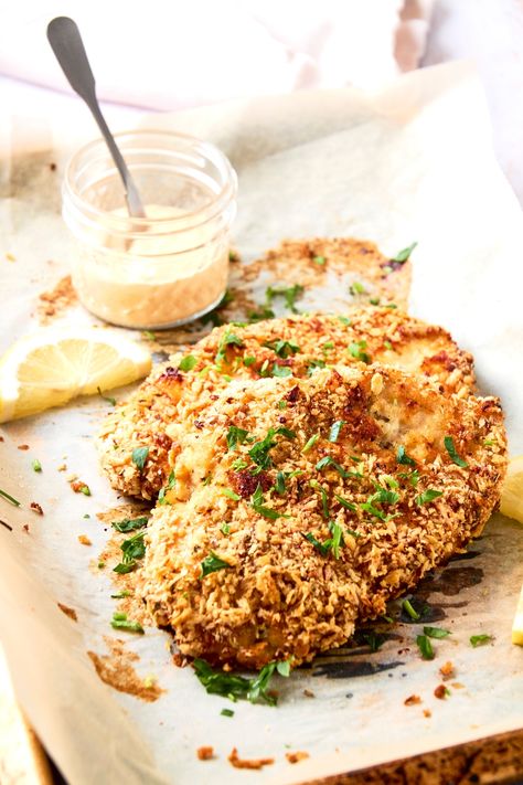 Greek Yogurt Bread, Yogurt Bread, Panko Chicken, Chicken Cutlets, Breaded Chicken, Greek Yogurt, Tray Bakes, Easy Dinner Recipes, Family Meals