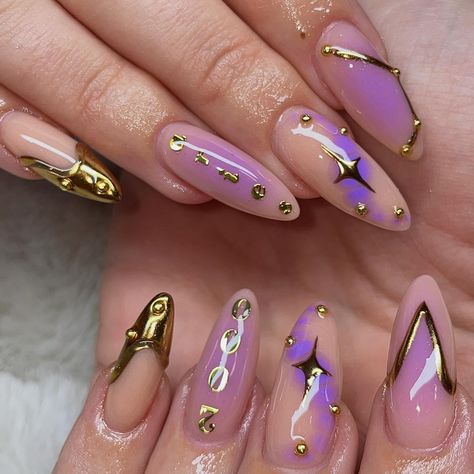 aries szn ♈️✨💜 freestyle acrylic fill done on tja brand ambassador @tayxanne <3 @youngnailsinc - cover pink @dndgel @dndgel.europe - dc 265 pearly purple @the_gelbottle_inc - 3d studio gel #ariesnails #arieshoroscope #ariesstarsign #purpleandgoldnails #purplenails #horoscopenails #starsignnails #birthdaynails #birthdaynail #ariesbirthdaynails #acrylicnails #longacrylicnails #youngnailsinc #dndgel #thegelbottle #ontario #nailpromagazine #nailsmagazine #nailitmedia Jade Aesthetic, Aries Szn, Brows Waxing, Aries Star Sign, Aries Birthday, Aries Horoscope, Aesthetic Nails, 3d Studio, Birthday Nails