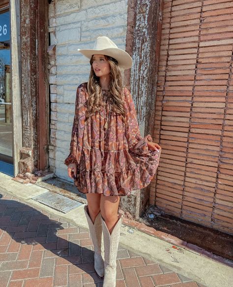 Cowgirl Boots And Maxi Dress Outfit, Tall Western Boots Outfit, Cowboy Christmas Outfit, Cream Cowboy Boots Outfit, Floral Skirt Cowboy Boots, Formal Cowgirl Outfits, Jeans With Cowboy Boots, Black Dress With Western Boota, Dress And Cowgirl Boots