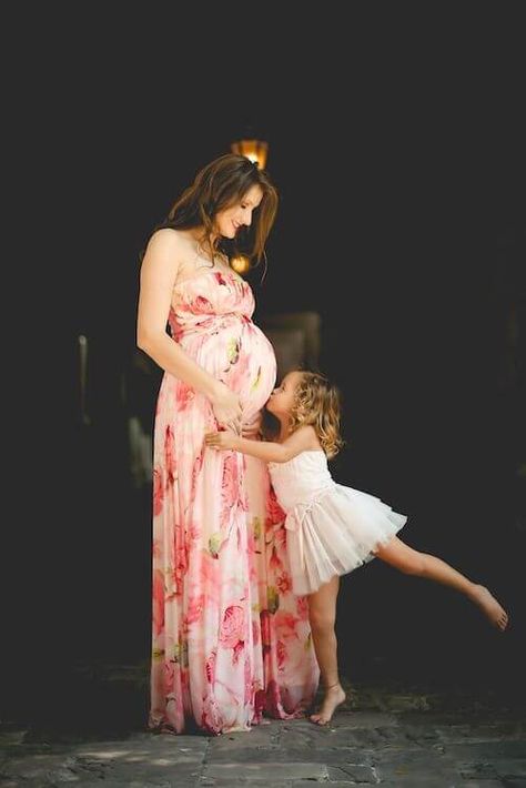 50+ Creative Maternity Photoshoot With Toddler Ideas [2023]: Tips, Poses, And Outfits For Great Photos Maternity Photoshoot With Toddler, Photoshoot With Toddler, Creative Maternity Photoshoot, Family Pregnancy Photoshoot, Indian Maternity Photos, Mother Daughter Maternity, Photo Shoot Poses, Maternity Photoshoot Ideas, Pregnancy Photo Shoot