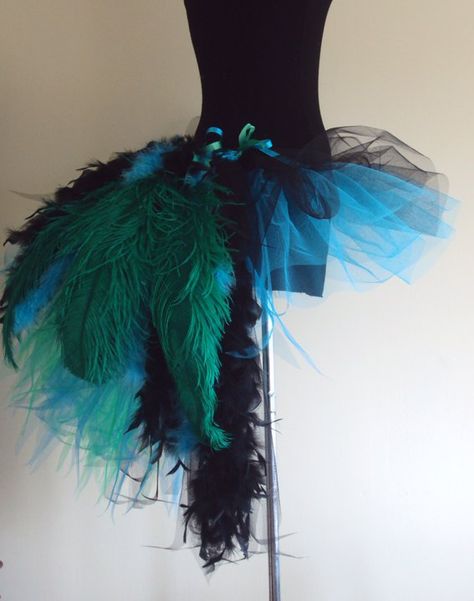 Peacock TuTu Skirt, this would be a fun costume!! Peacock Tutu, Peacock Skirt, Feather Tutu, Peacock Costume, Diy Outfits, Tule Rok, Green Tutu, Blue Feathers, Bird Costume