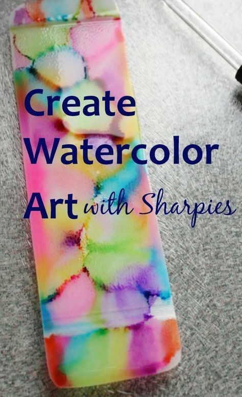 We combined Sharpies and rubbing alcohol... The result? A gorgeous gift for the kids to give for Mother's Day! Sharpies And Alcohol Art, Sharpie Alcohol, Sharpie Projects, Sharpie Tie Dye, Homemade Bookmarks, Sharpie Crafts, Diy Sharpie, Alcohol Ink Crafts, Ink Crafts