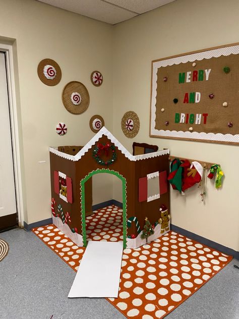 Classroom Gingerbread House, Gingerbread House Door Decorations, Gingerbread Office, Christian Banner, Cardboard Gingerbread, Prek Christmas, Cardboard Gingerbread House, Gingerbread Unit, Daycare Rooms