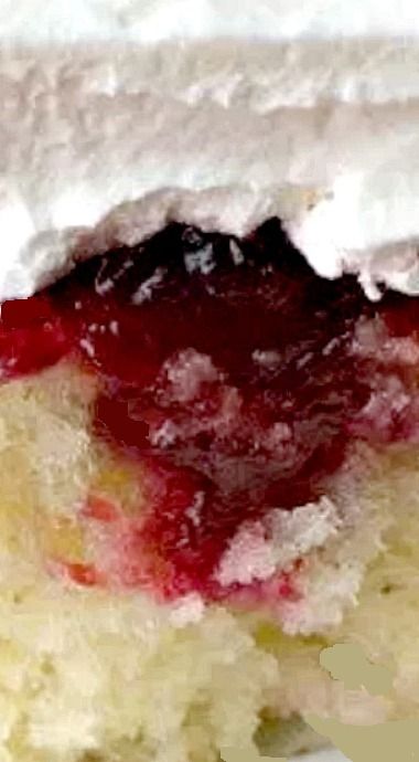 Cranberry Sauce Poke Cake Poke Cake Recipe, Canned Cranberry Sauce, Cranberry Sauce Recipe, Poke Cake Recipes, Cranberry Cookies, Poke Cakes, Cranberry Recipes, White Cake Mixes, Poke Cake