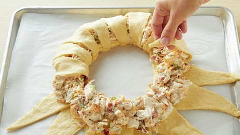 Chicken-Bacon-Ranch Crescent Ring Recipe - Pillsbury.com Chicken Bacon Ranch Croissant, Crossaint Ring Recipes, Cresent Wreath Recipe, Chicken Bacon Ranch Ring, Crescent Roll Rings Recipes, Chicken Recipes Stuffed, Chicken Bacon Ranch Crescent, Crescent Rolls Recipes, Crescent Roll Ring Recipes