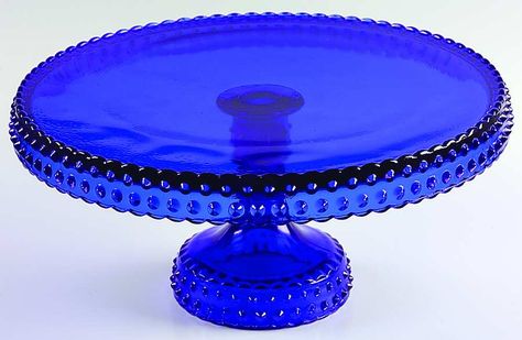 Blue Cake Stand, Pastry Tray, Cobalt Glassware, Cobalt Blue Glassware, Pattern Cake, Vintage Cake Stands, Blue Dishes, Blue Glassware, Dessert Aux Fruits