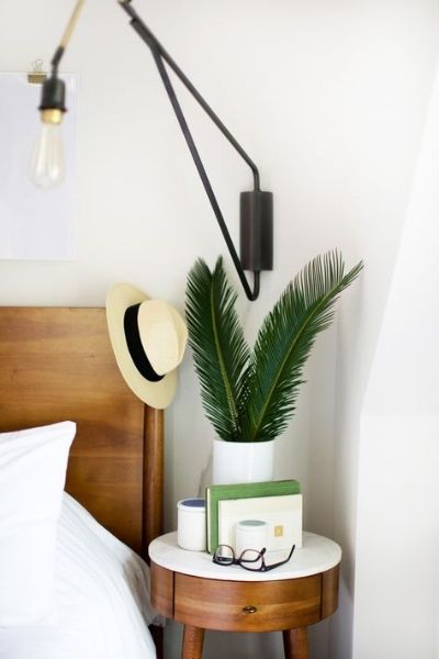 Nightstand Alternative, Tropical Leaf Decor, California Chic, Round Nightstand, Small Nightstand, Apartment Plants, Attic Renovation, Small Bedroom Decor, Leaf Decor