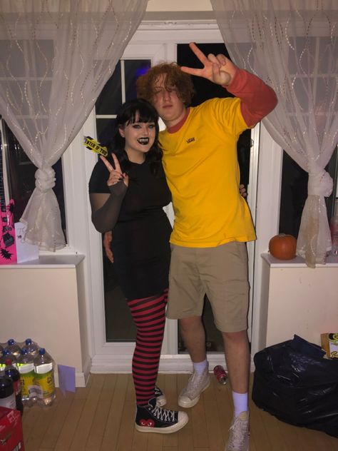 Mavis Ans Johnny Costume, Maeve And Johnny Costume, Jonathan And Mavis Costume, Mavis And Johnny Costume, Mavis And Johnny, Gay Halloween, Hot Halloween, Matching Halloween Costumes, Couple Costumes