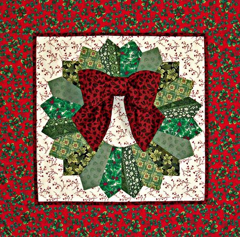 Quilted Holiday Dresden Wreath front | by My Scraps N More Wreath Quilt, Dresden Plate Patterns, Dresden Plate Quilts, Christmas Quilt Blocks, Dresden Quilt, Dresden Plate Quilt, Christmas Patchwork, Christmas Quilt Patterns, Quilted Wall Hanging