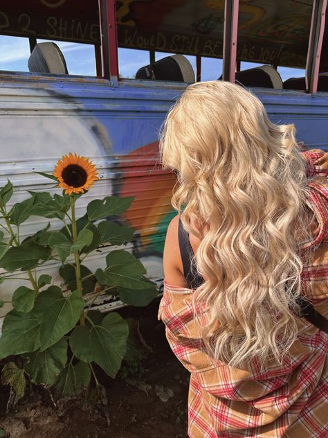 Hair extensions, flannel, sunflowers, blonde hair Sunflower Blonde Hair, Sunflower Blonde, Fall Blonde Hair, Fall Blonde, Hair Extensions, Blonde Hair, Sunflower, Blonde, Hair Styles