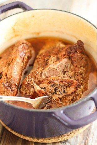 Barbecue Pulled Pork | 18 One-Pot Dinners You Can Make In A Dutch Oven Dutch Oven Recipes Cast Iron, Bbq Pulled Pork Recipe, Le Creuset Recipes, Barbecue Pulled Pork, Pulled Pork Recipe, Pot Dinners, Dutch Oven Cooking, Dutch Ovens, One Pot Dinners