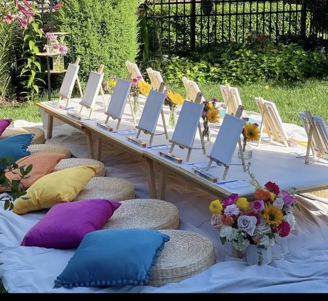 Sip And Paint Picnic, Painting Picnic, Gathering With Friends, Picnic Party Decorations, Picnic Parties, Backyard Art, Tailgating Ideas, Picnic Setup, Mini Polaroid