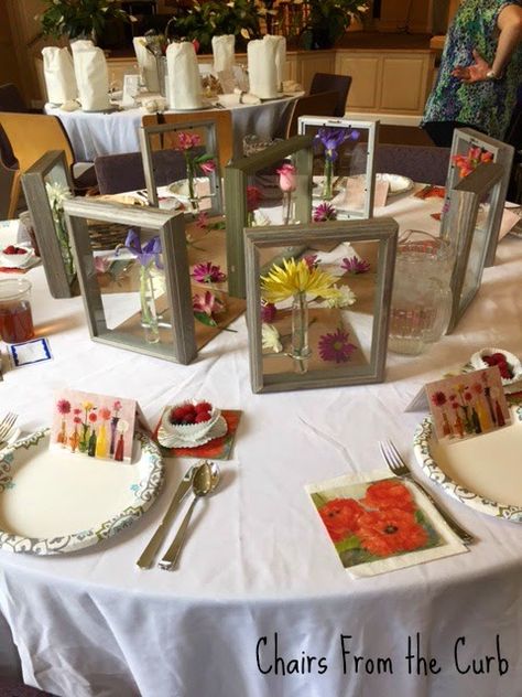 Womens Luncheon Ideas Table Decorations, Ladies Luncheon Ideas Table Decorations, Brunch Centerpiece Ideas, Lunch Decor, Bathtub Table, Work Breakfast, Tablescapes Summer, Table Decorating Ideas, Ladies Event