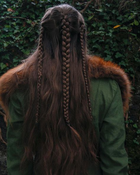 Pagan Hairstyles, Elven Hair, Elven Hairstyles, Dragon Hair, Medieval Hairstyles, Viking Braids, Braid Inspiration, Viking Hair, Fantasy Hair