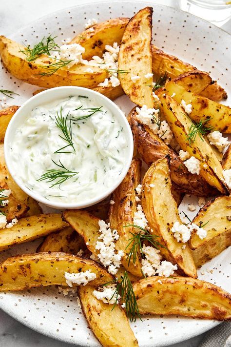 Roasted Greek Potato Wedges (Greek Fries) Souvlaki Side Dishes, Greek Potato Wedges, Downshiftology Recipes, Greek Fries, Greek Chicken Kabobs, Making Baked Potatoes, Greek Potatoes, Best Mashed Potatoes, Greek Lemon Chicken