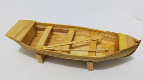 How to make boat from popsicle sticks. Ice cream stick craft Popsicle Sticks Diy, Popsicle Stick Boat, Homemade Boat, Popsicle Craft, Ice Cream Stick Craft, Sticks Diy, Ice Cream Sticks, Airplane Crafts, Transportation Crafts