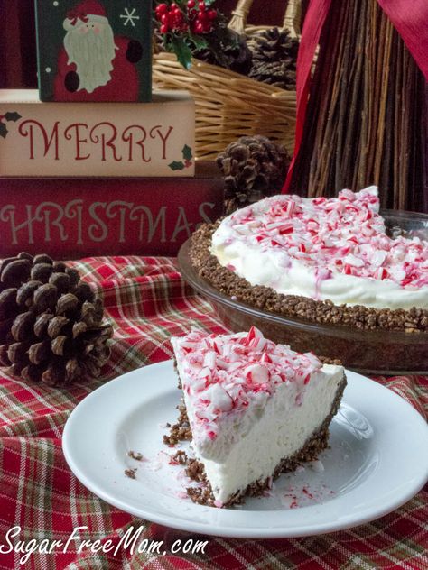 Sugar Free Christmas Desserts, Peppermint Pie, Keto Pies, Dessert Mascarpone, Christmas Keto, Peppermint Recipes, Peppermint Cheesecake, Low Carb Holiday, Christmas Pie