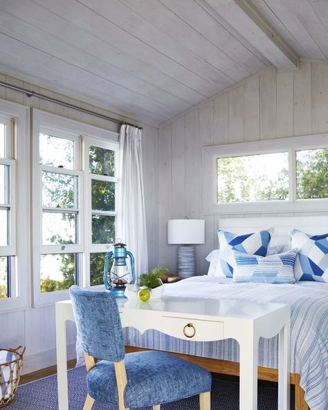 A 'Bunkie' Might Be the Perfect Guest House - What Is a Bunkie? Bunkie Interior, Cabin Backyard, Sarah Richardson Design, Sarah Richardson, Blue Period, House Deco, Sleeping Loft, Island 2, Cottage Bedroom