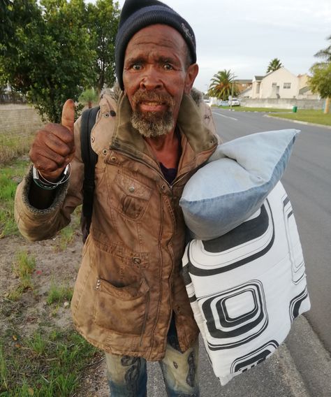 Dinner served! Tonight we handed out food, blankets and water to the homeless. To God all the glory! We urgently in need of blankets for the homeless. If you have any old blankets you don't use and would like to donate them, please contact us via WhatsApp on 0218289001. God bless you!  #feedingthehungry #charity #outreach #jtmr #jtmroutreach #jtmrministries #jesustomyrescue Food For The Homeless, Feeding The Homeless Ideas, Joe Core, Giving Homeless People Food, Homeless Aesthetic, Urinetown Costumes, Food Blankets, How To Help The Homeless, What Do Homeless People Need